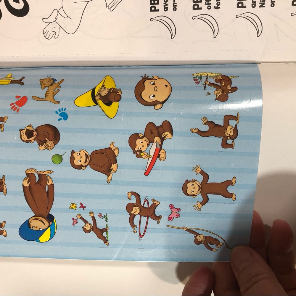 3 Children’s coloring/activity books - Picture 5 of 6
